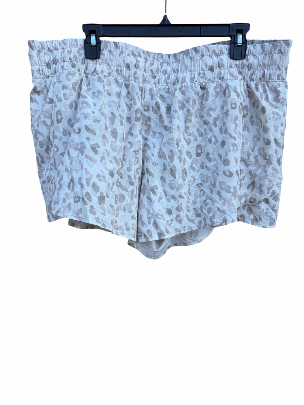 Avia Women’s Animal Print Athletic Shorts size XXL